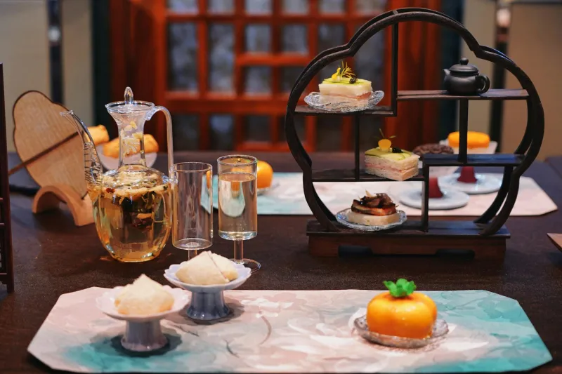 The Tea That Wasn't About Hospitality — How Chinese Immigrants Used Hot Water to Survive American Suspicion