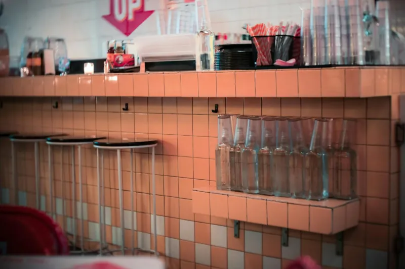 When Doctors Tried to Bottle Lightning: The Fizzy Medicine That Became America's Drink of Choice